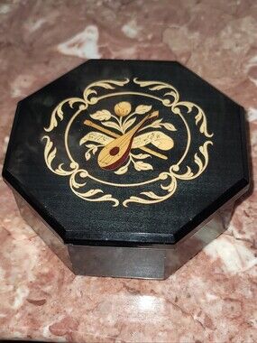 Vtg Sankyo Neapolitan Music & Jewelry Box
